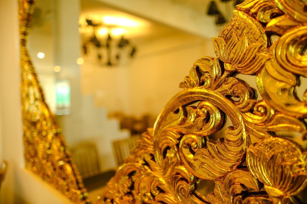 Cafe De Paris Hotel Patong Kültér fotó