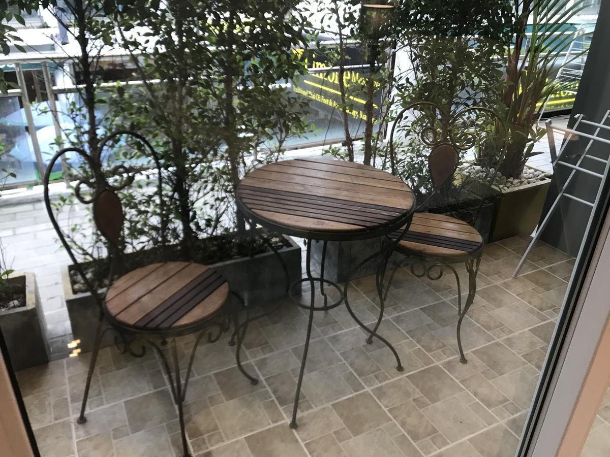 Cafe De Paris Hotel Patong Kültér fotó